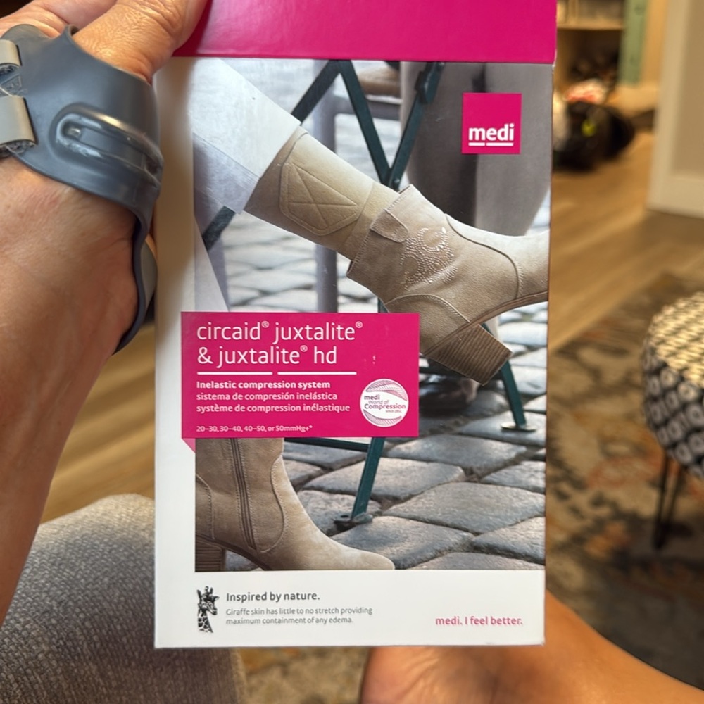 Medi CircAid Juxtalite Lower Leg System Designed for Compression, M, Beige